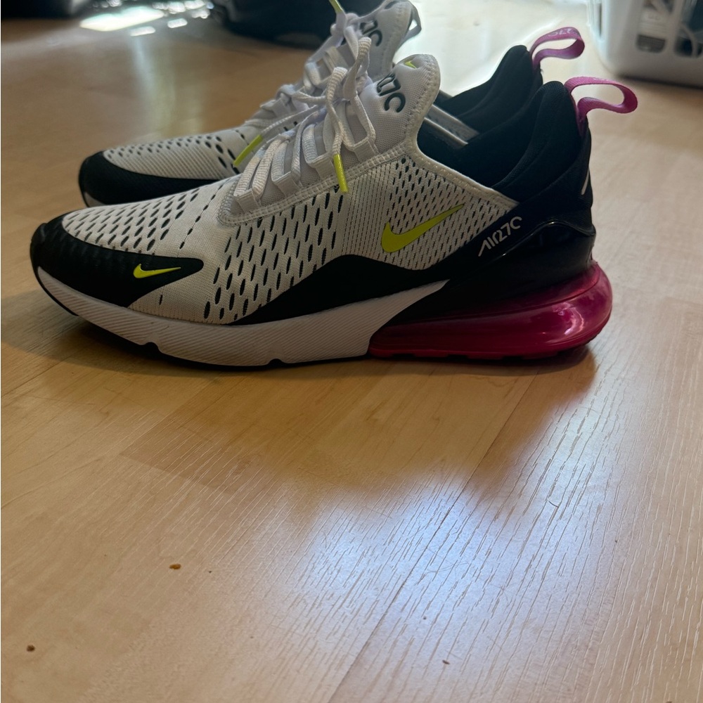 Nike Air Max 270 like new